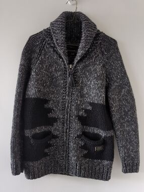 Aritzia Golden By TNA Shawl-Collar Full-Zip 100% Wool Sweater Size XS